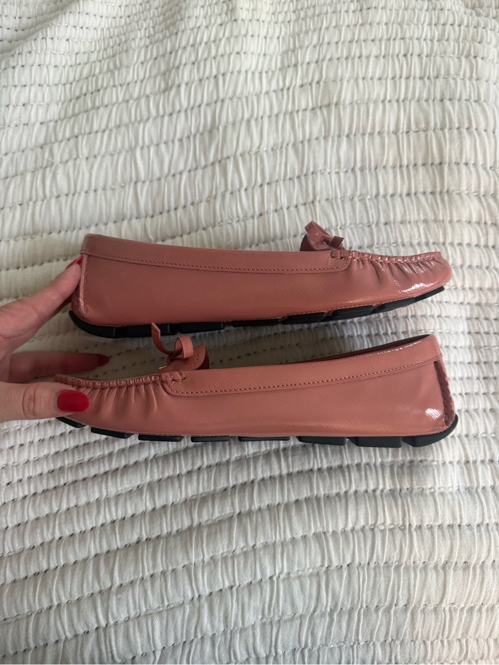 Prada Dusty Rose Leather Bow Loafers with Gold Logo - Picture 3 of 8
